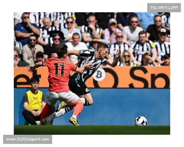 布莱顿奋力追平两球,维尔贝克任意球破门仍未能避免失利 布莱顿奋力追平两球,维尔贝克任意球破门仍未能避免失利